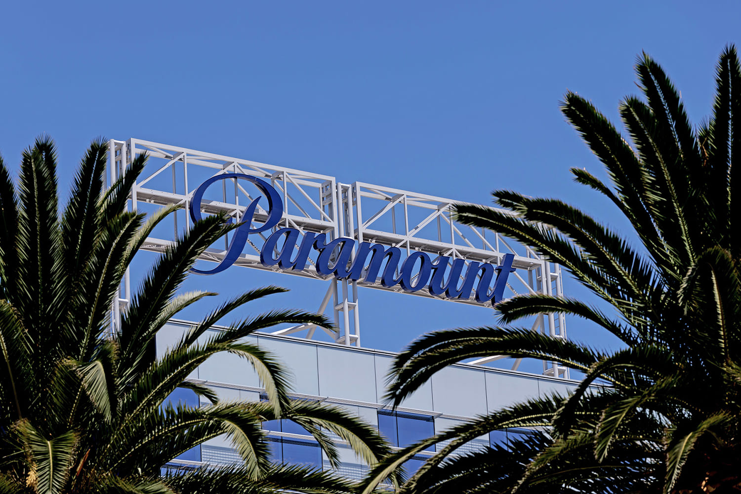 Paramount accuses Netflix of ‘scorched-earth’ campaign against Warner Bros. deal