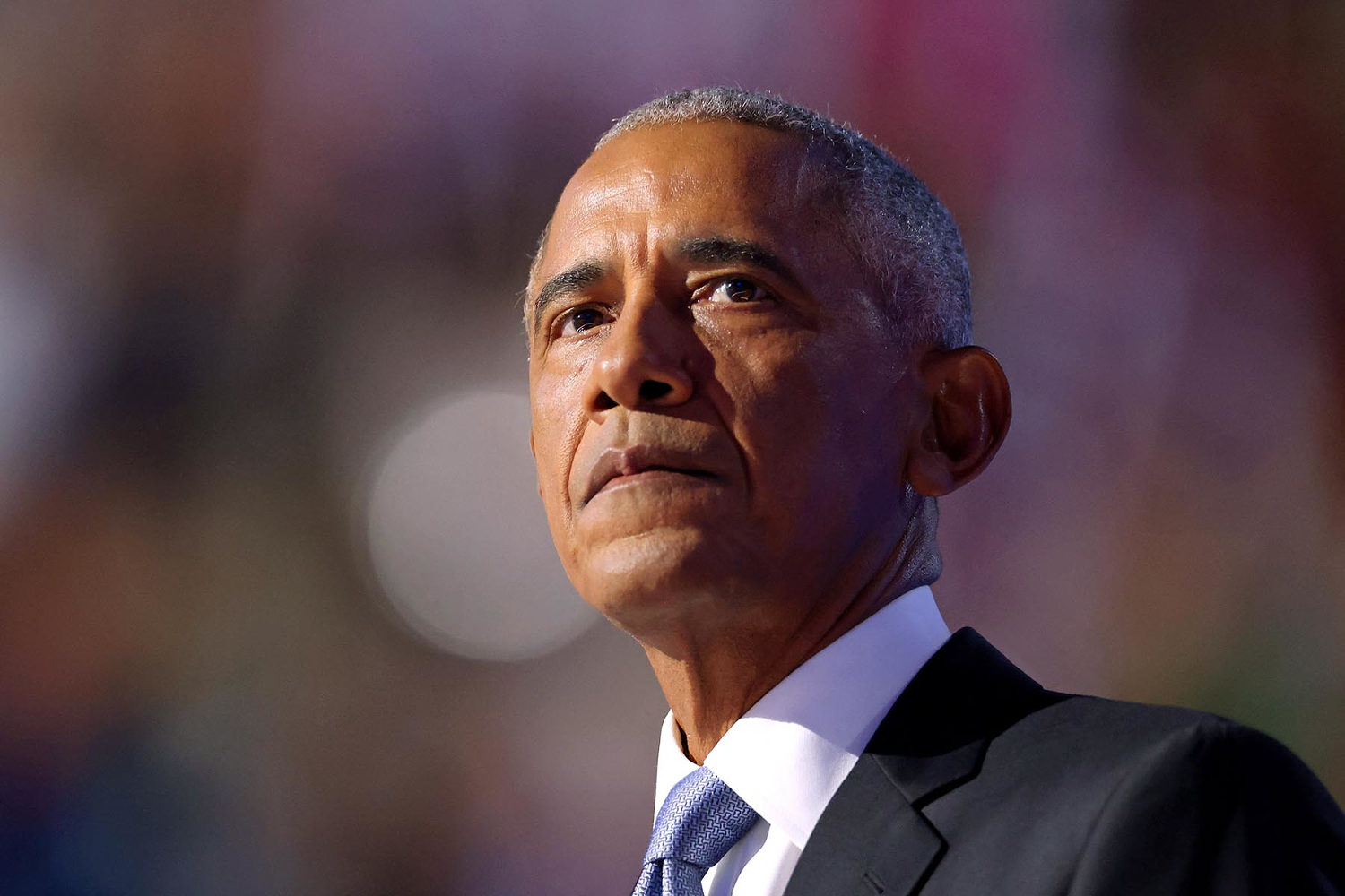 Barack Obama clarifies he's seen 'no evidence' of aliens after saying they're real