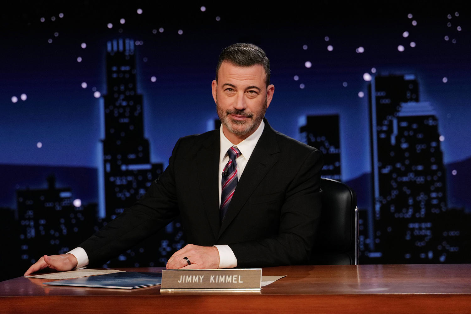 White House ramps up pressure on ABC to fire Jimmy Kimmel over first lady remark