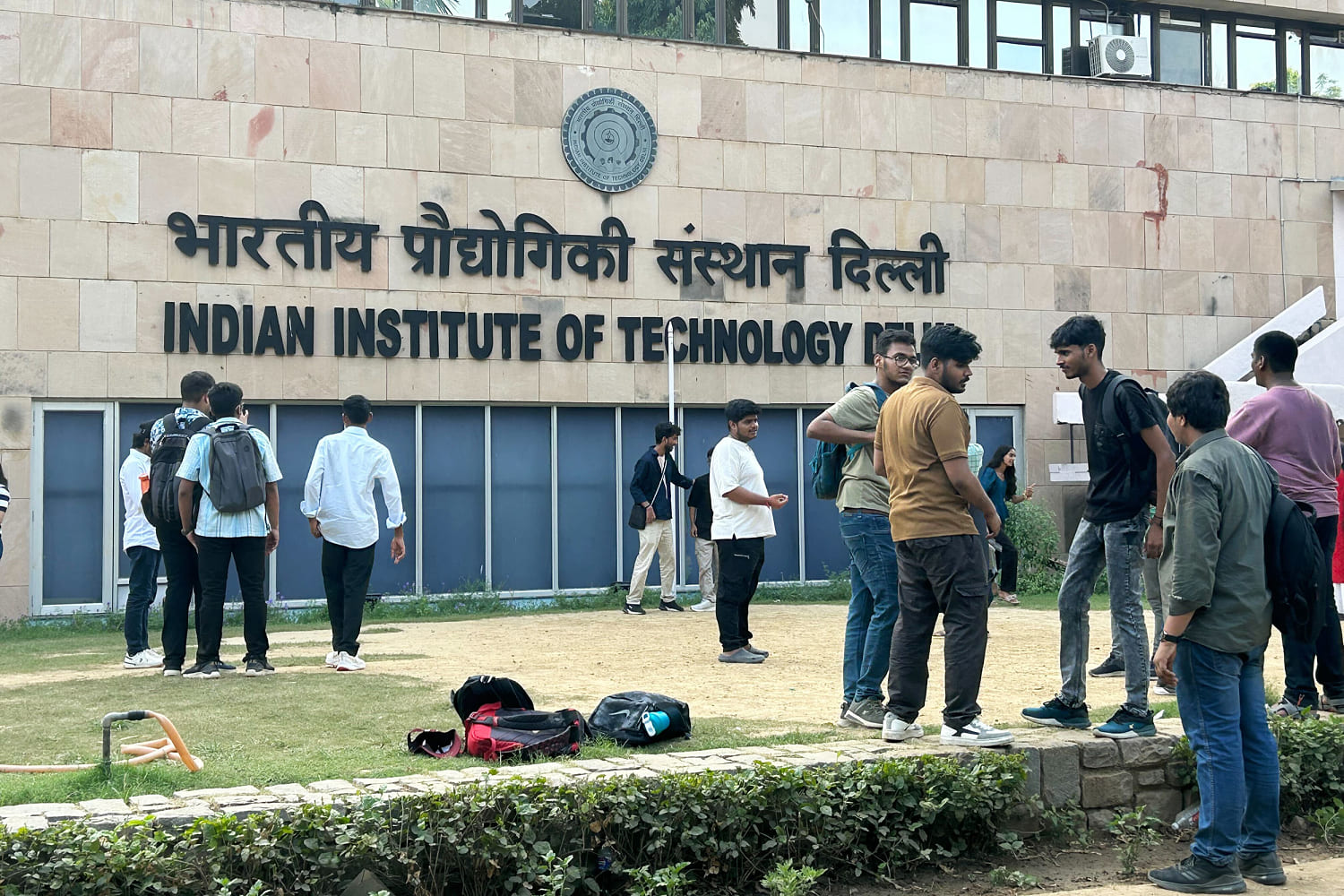 H1-B visa shake-up crushes the American dream for Indian students