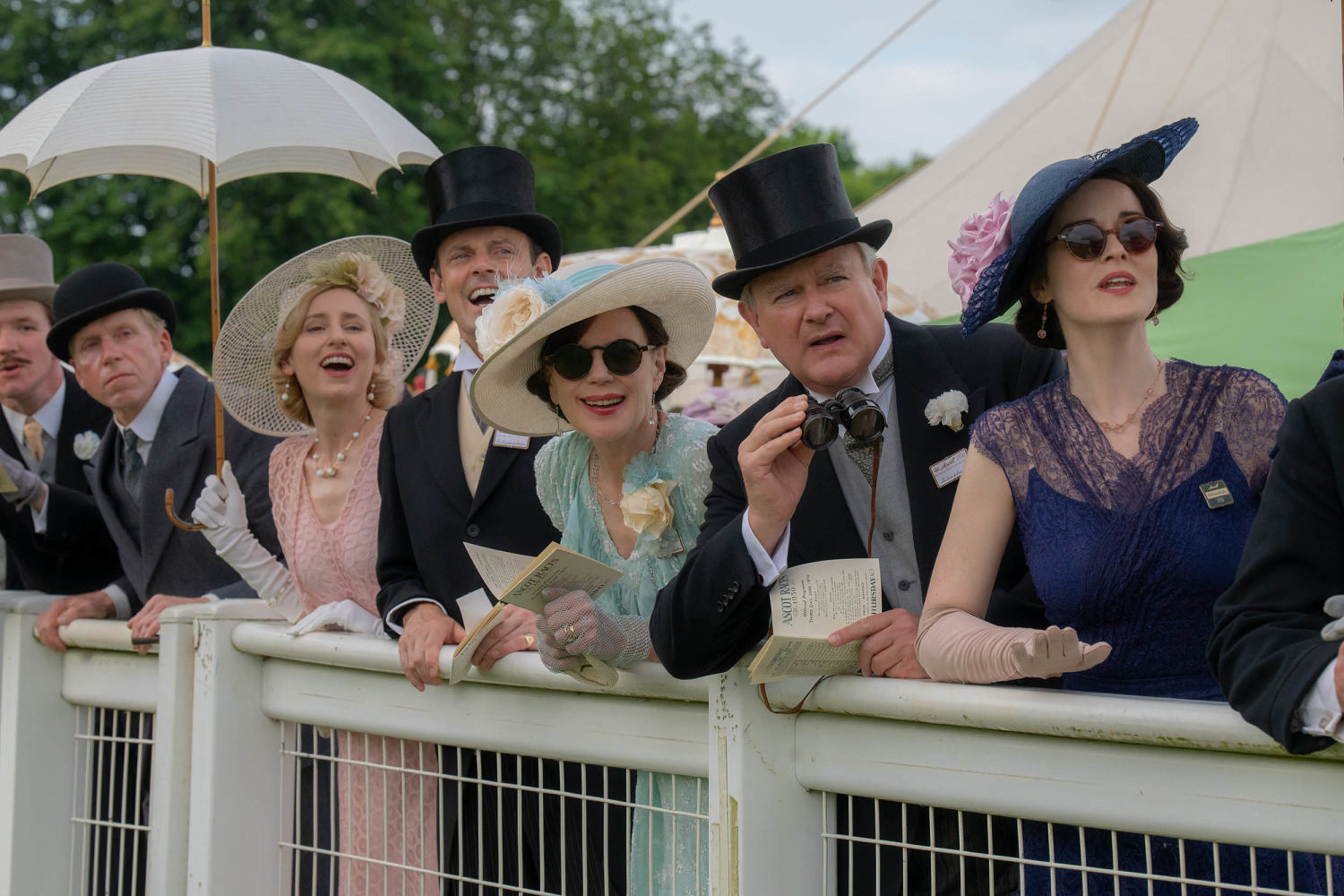 'Downton' Actor Says Final Movie Made Audience 'Suddenly Crumble': 'An Amazing Thing to Watch'
