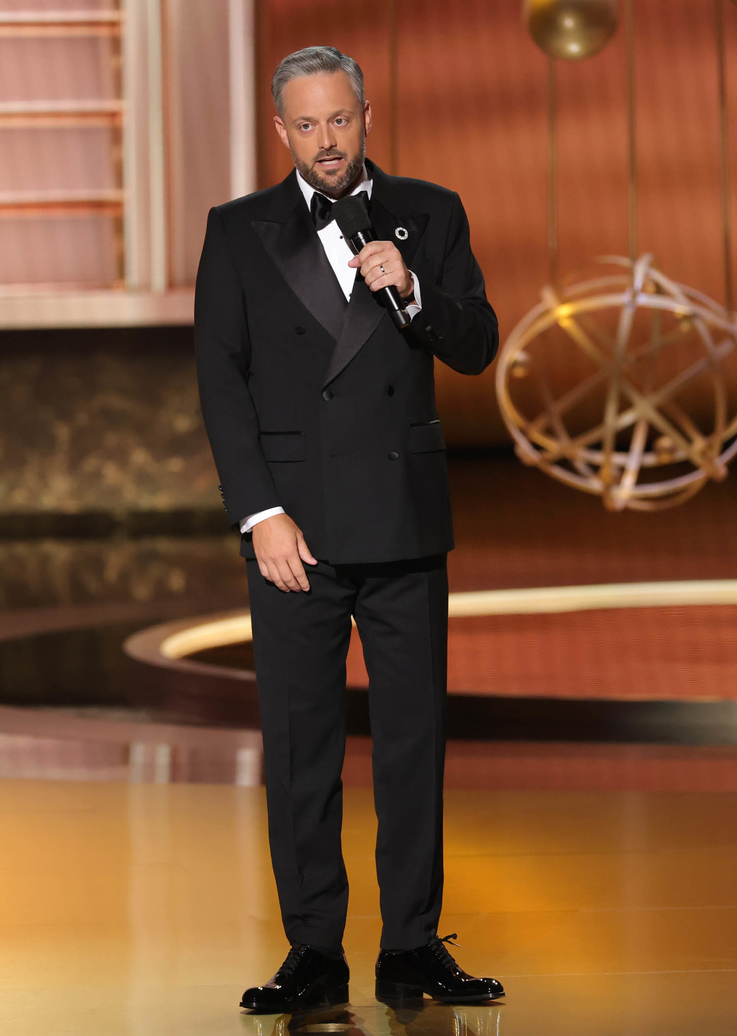 Nate Bargatze's Plan to Keep Emmys Speeches Short, Explained