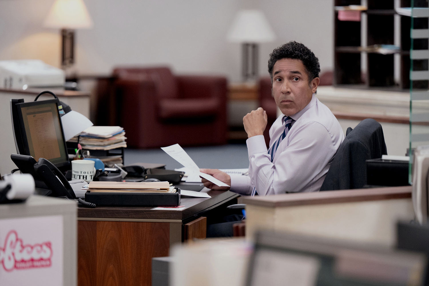 Why 'The Office' Star Oscar Nuñez Agreed to Be in 'The Paper'