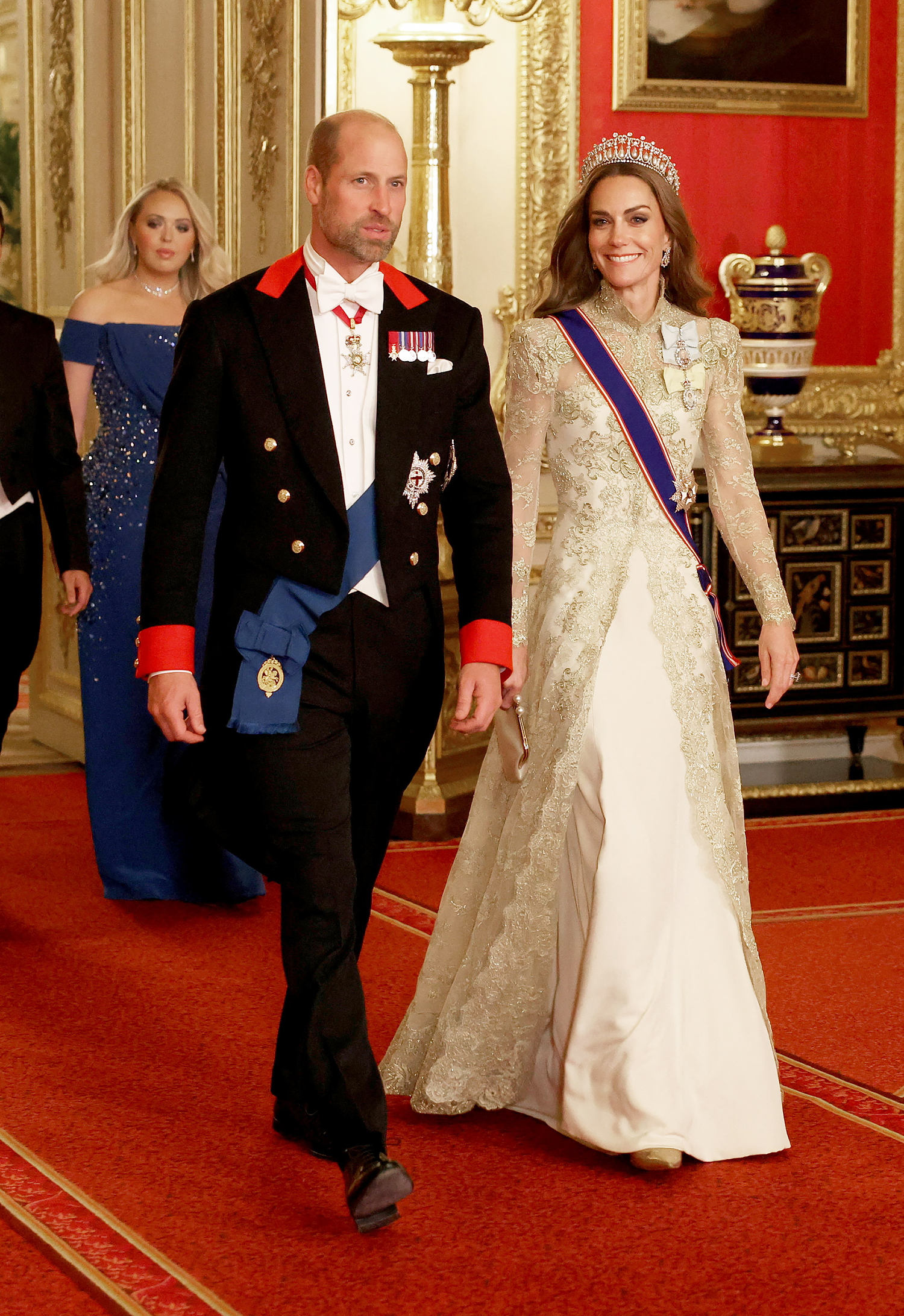 Prince William and Kate Middleton Hold Hands After State Banquet in Rare Pic