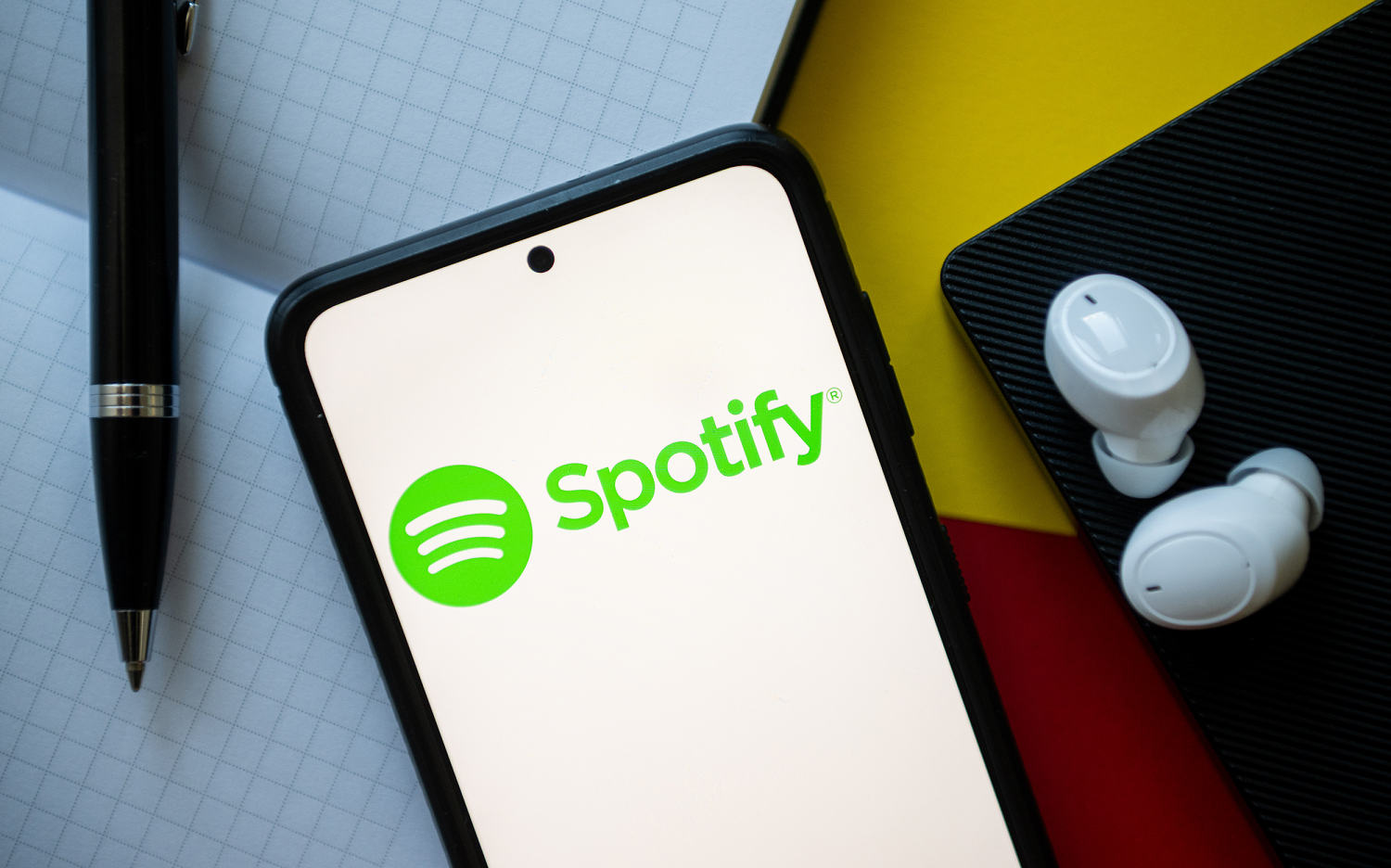 What Is Spotify Lossless Listening? New Music Feature, Explained