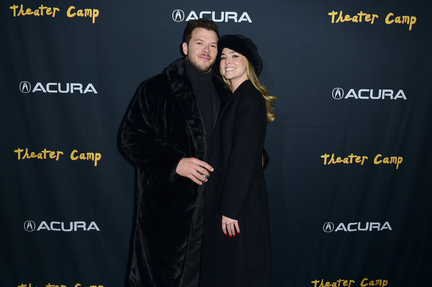 Zoey Deutch Announces Engagement to Jimmy Tatro