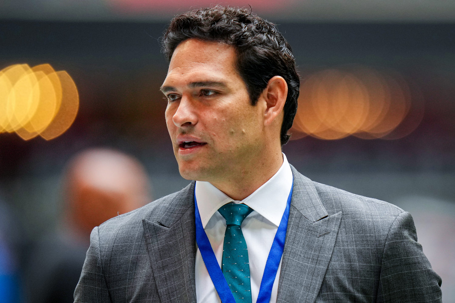 Former NFL quarterback Mark Sanchez stabbed during altercation in Indiana