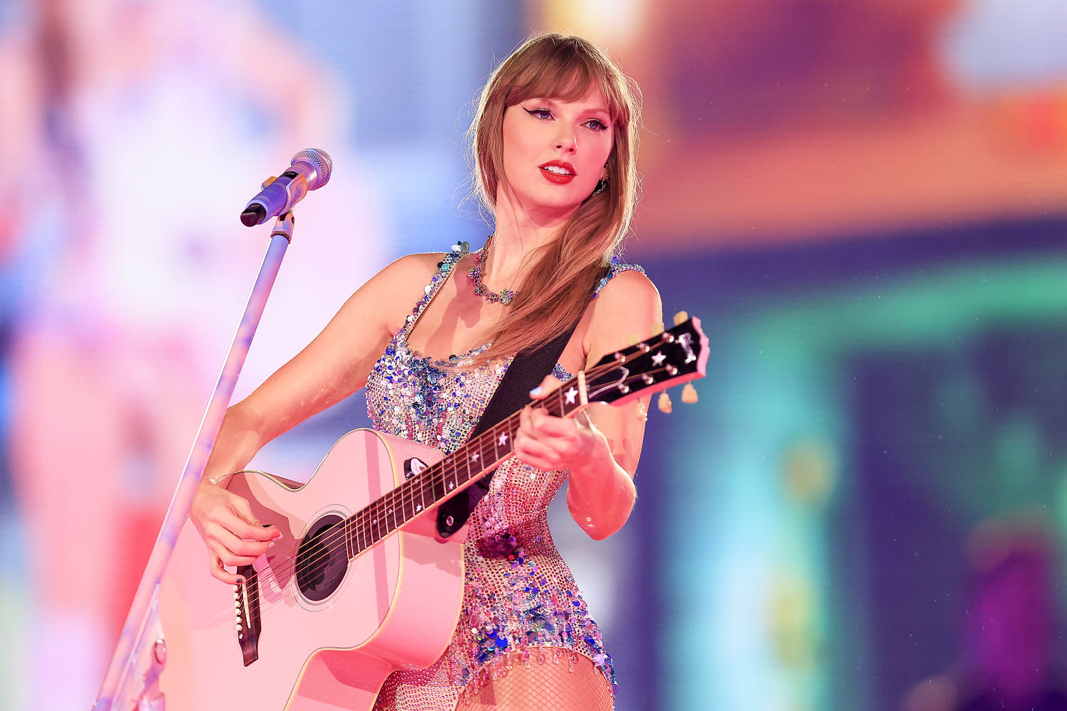 Taylor Swift says theories that 'Showgirl' will be her last album are 'offensive'