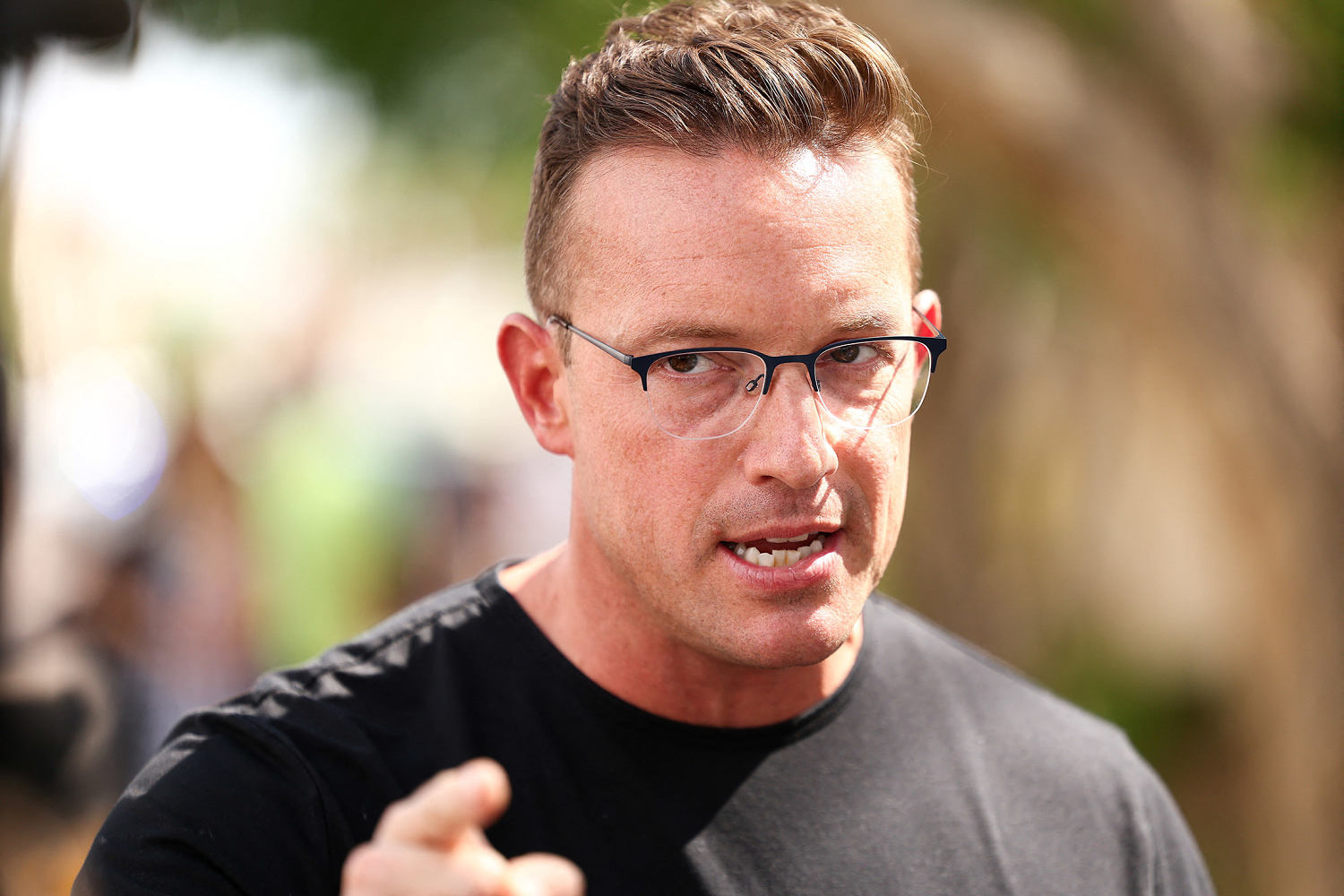 DOJ charges man with sending threatening letter to pro-Trump influencer Benny Johnson