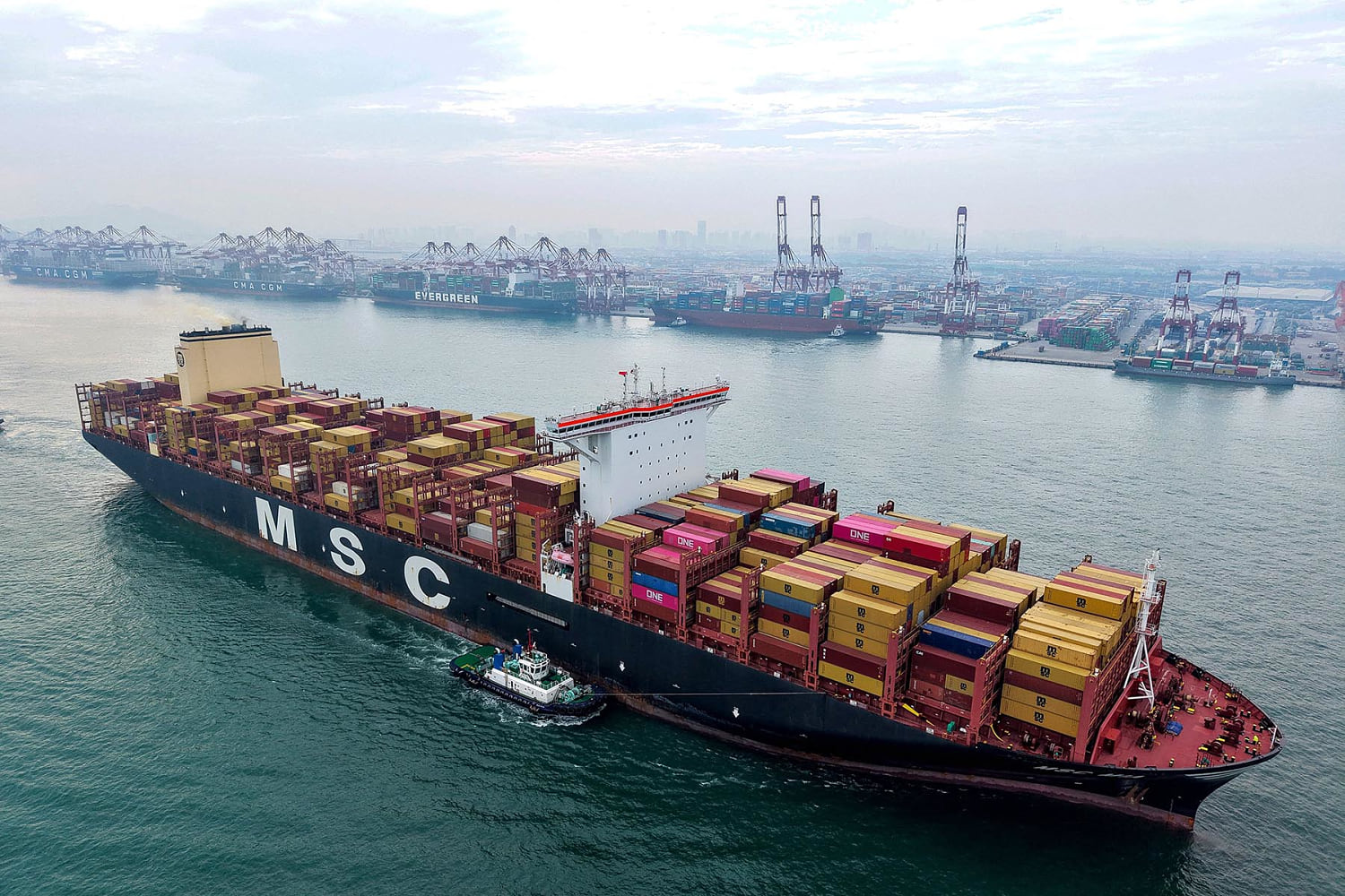 Trump threatens China with new tariffs and 'countermeasures'