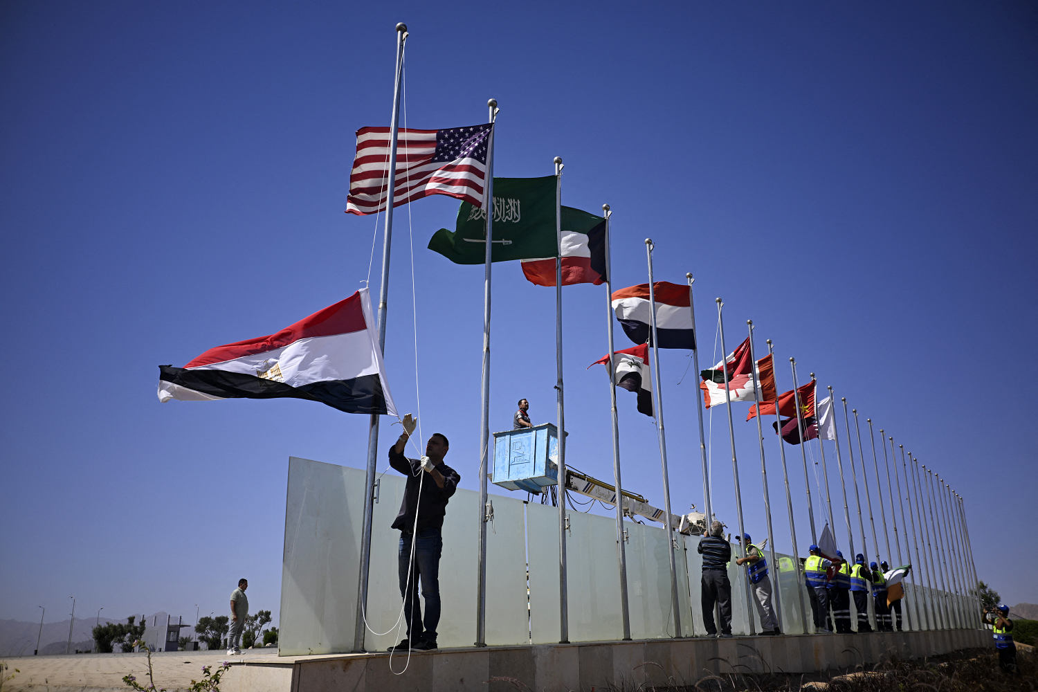 Qatari officials killed in car crash near Egypt's Sharm el-Sheikh, embassy says