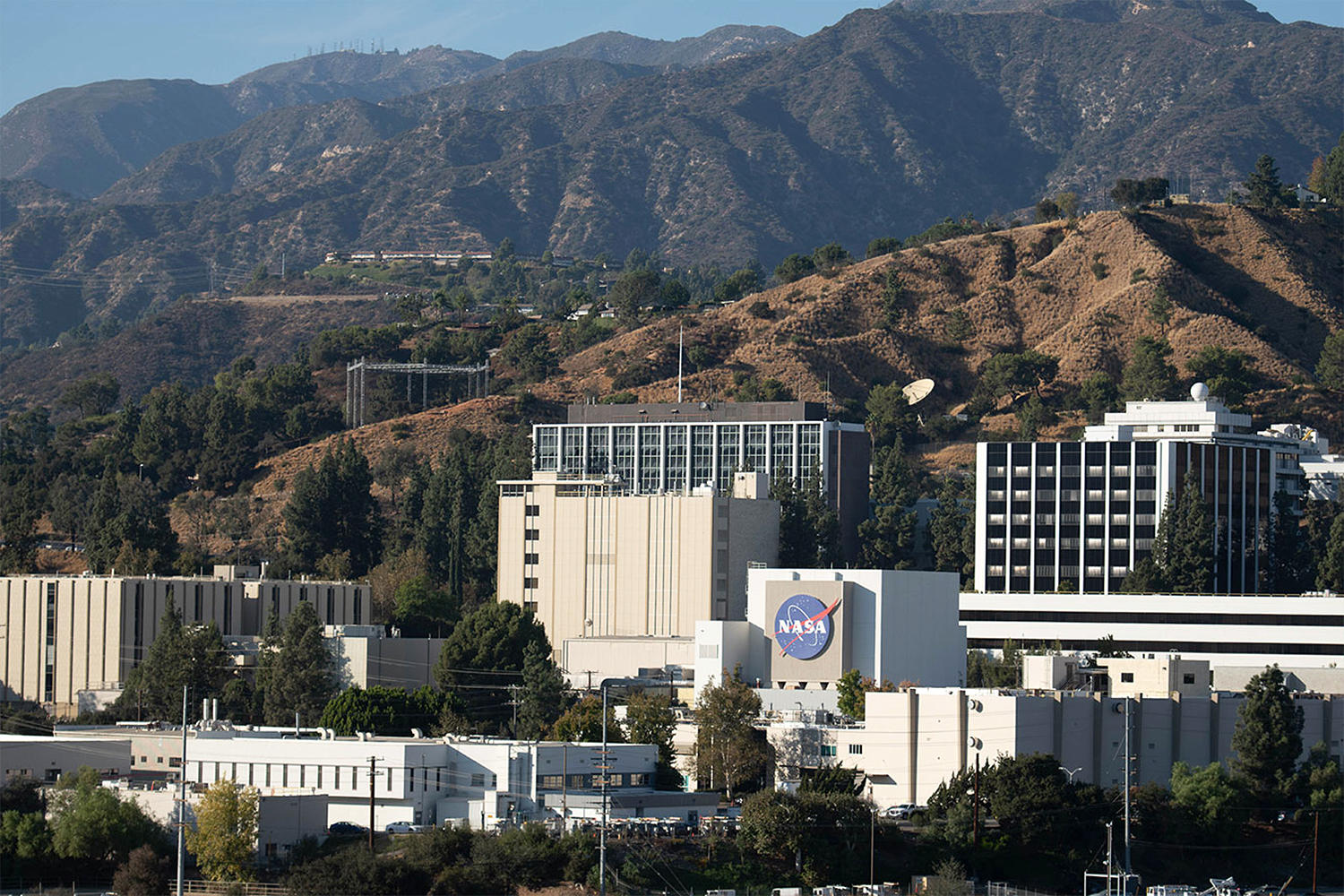 NASA's Jet Propulsion Laboratory lays off 550 workers