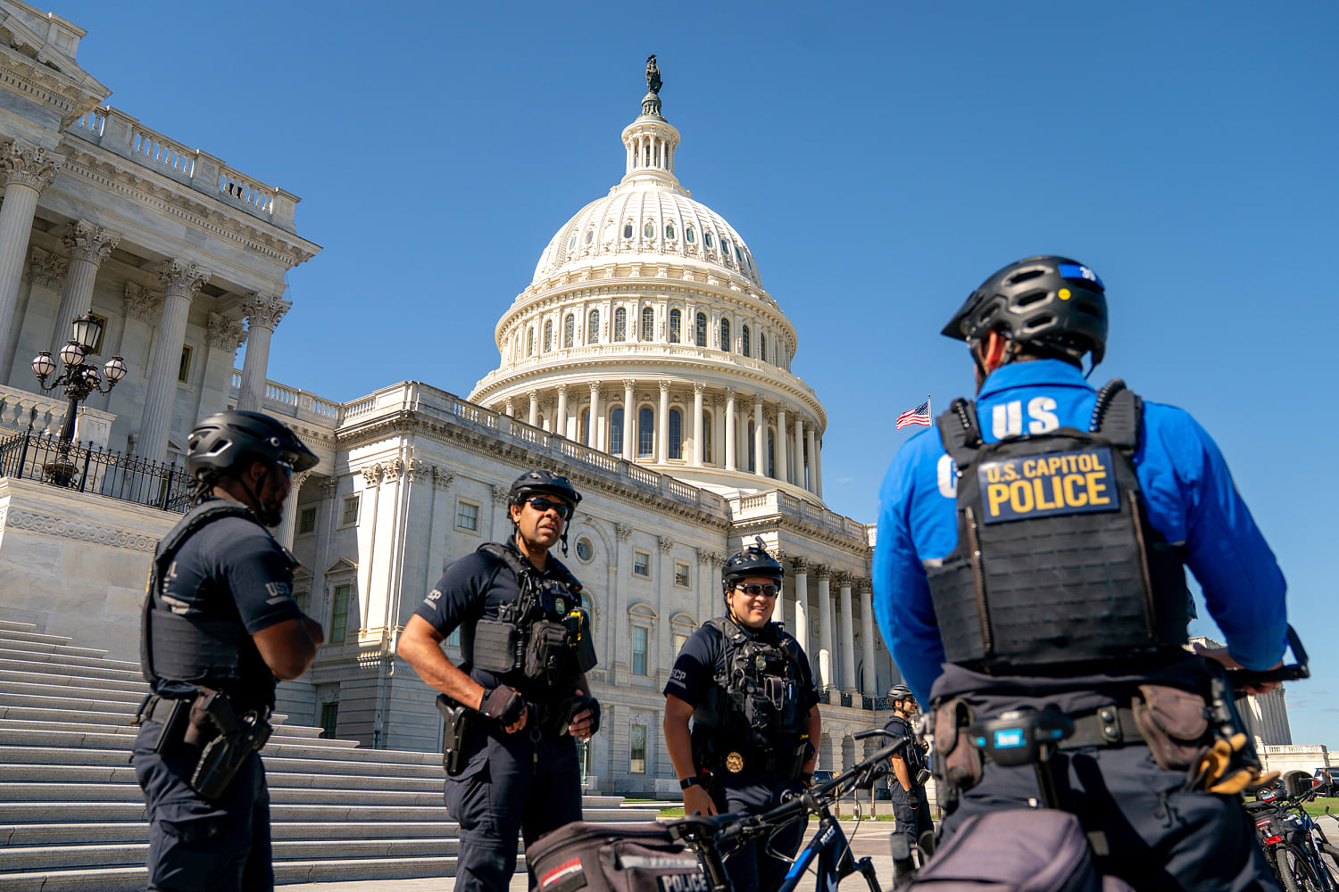 U.S. Capitol Police officers miss first full paychecks due to government shutdown