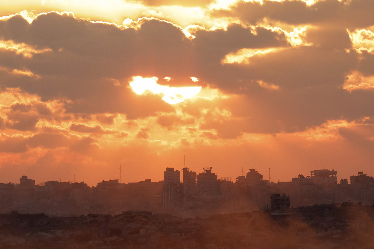 Israel accuses Hamas of breaching ceasefire, reportedly attacks Gaza