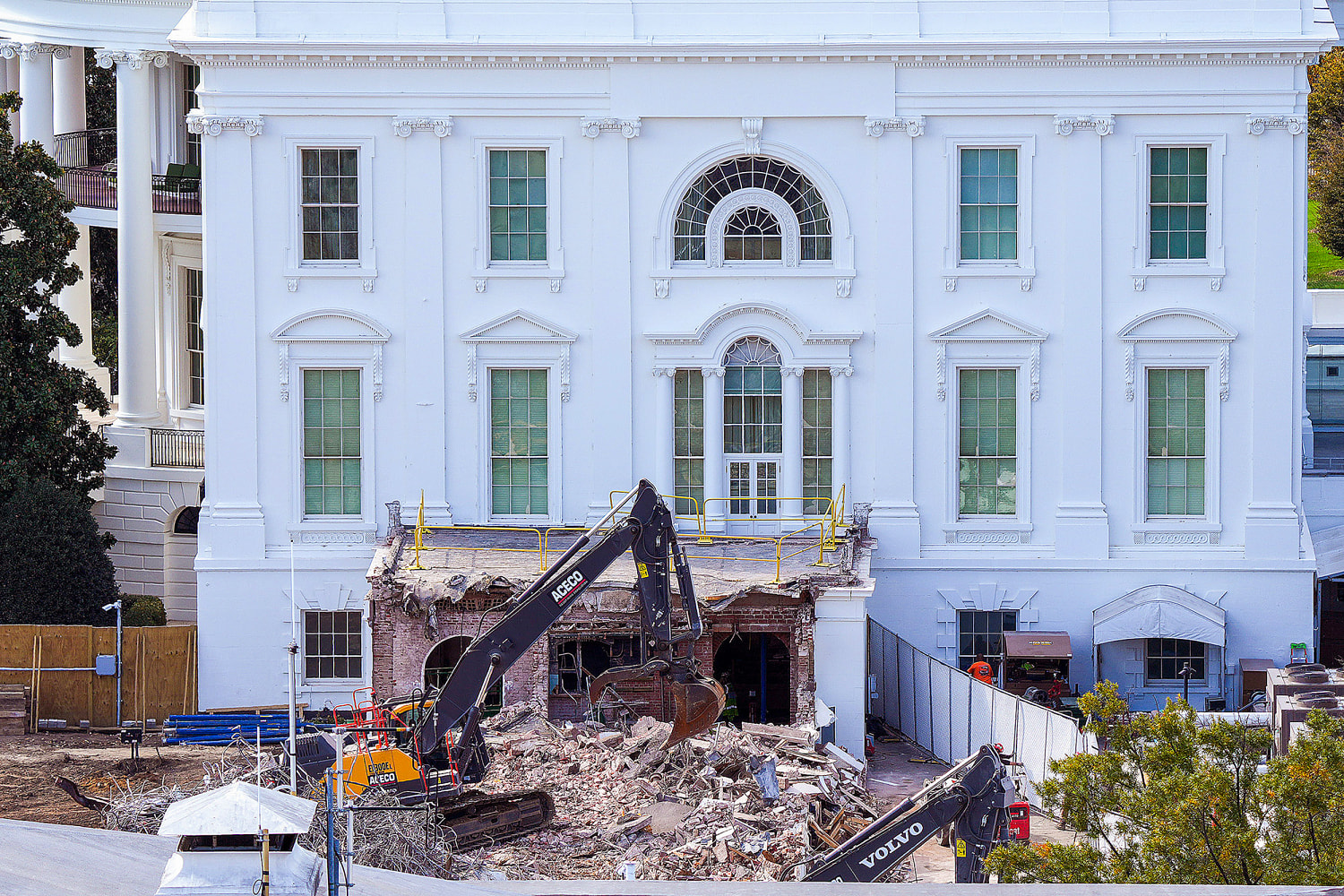 White House will allow anonymous donors to contribute to Trump's ballroom project