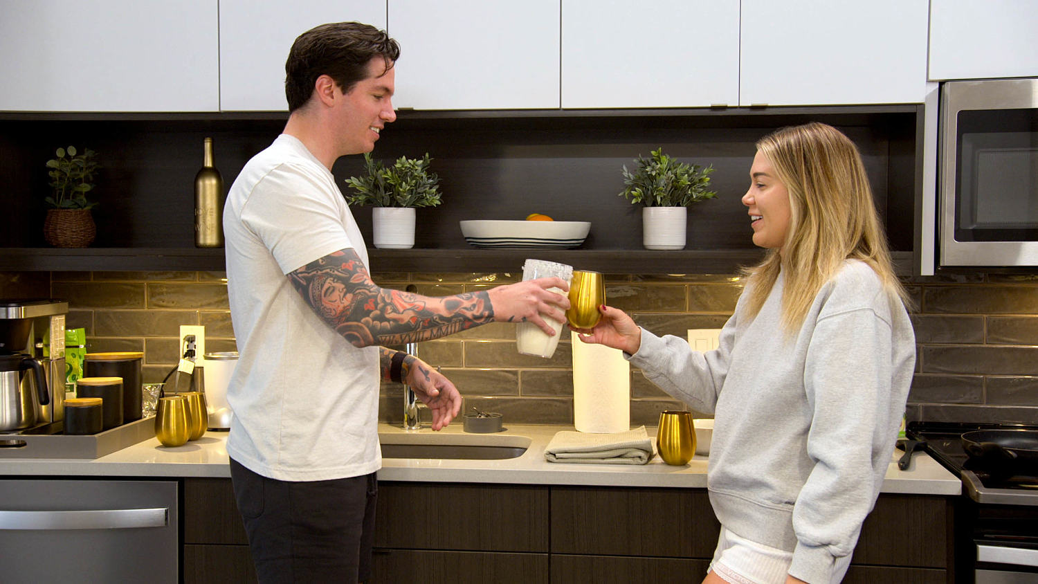 ‘Love Is Blind’ Viewers React to the Chicken Smoothie: ‘Worst Thing I’ve Seen’