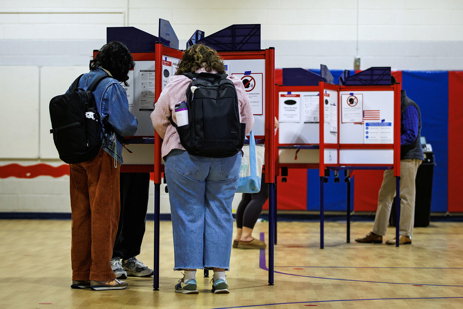 NBC News Exit Poll: Voters disapprove of Trump in New Jersey, Virginia and other key races