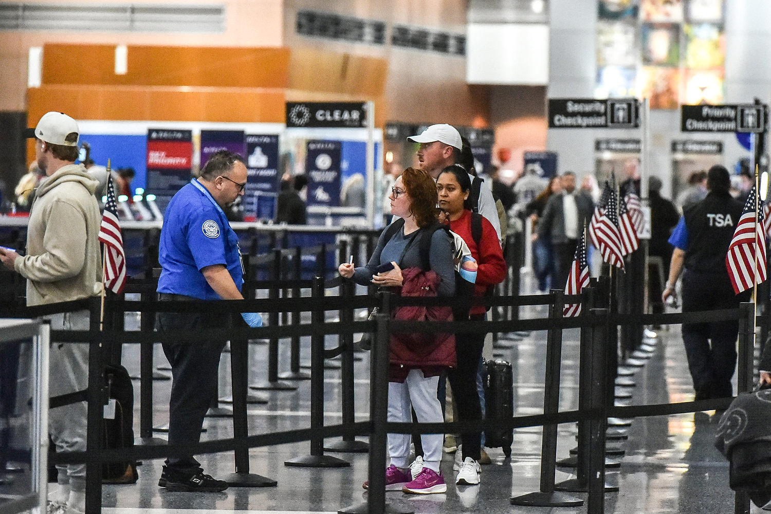 Flight delays aren't slowing down despite move to end shutdown