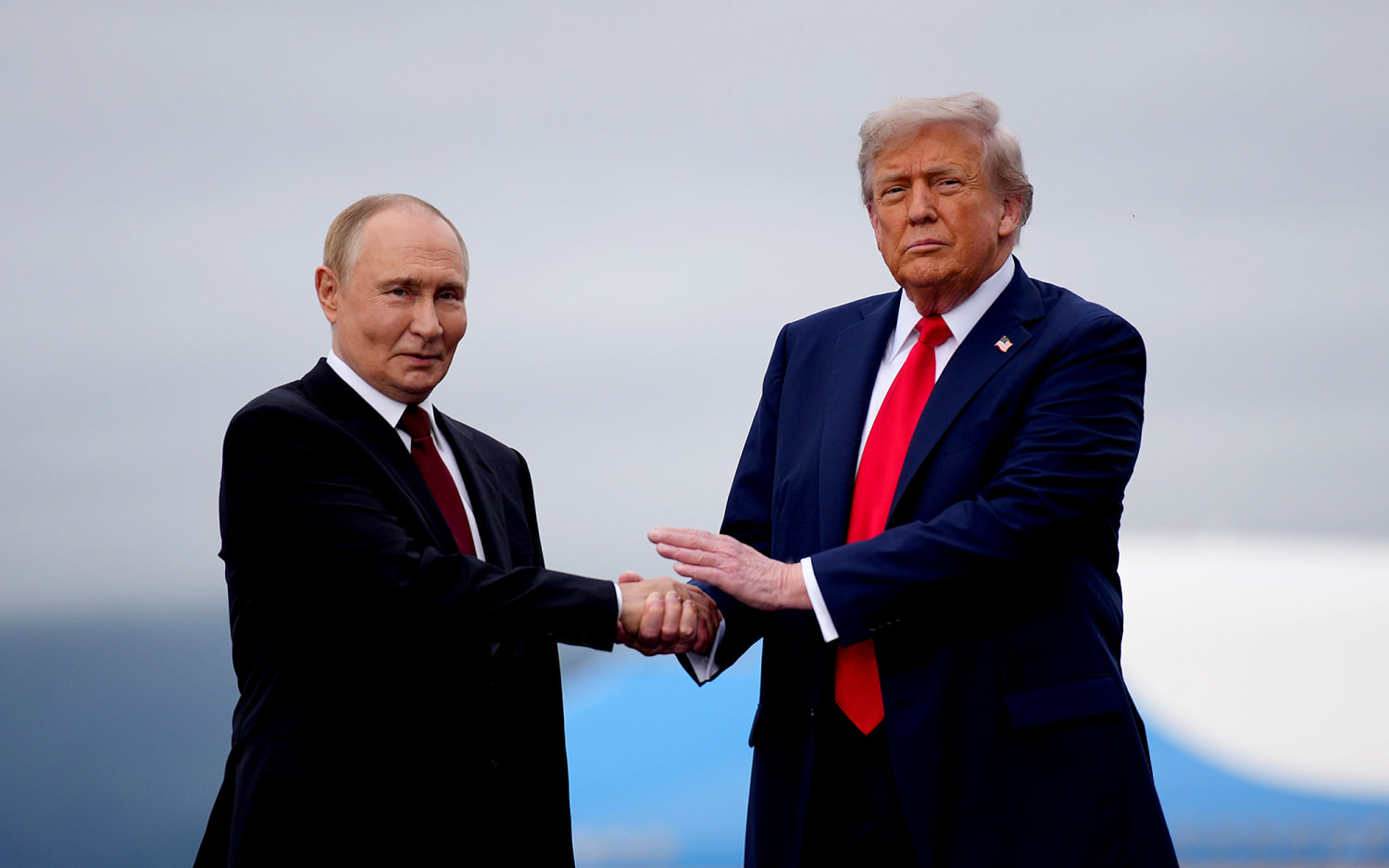 Trump hopes to flatter Putin into negotiating on Ukraine, experts say