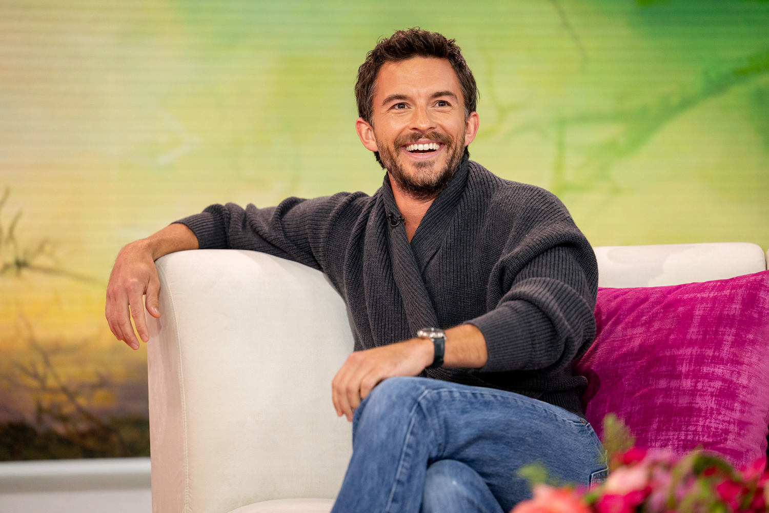 Jonathan Bailey Named 2025 People's Sexiest Man Alive