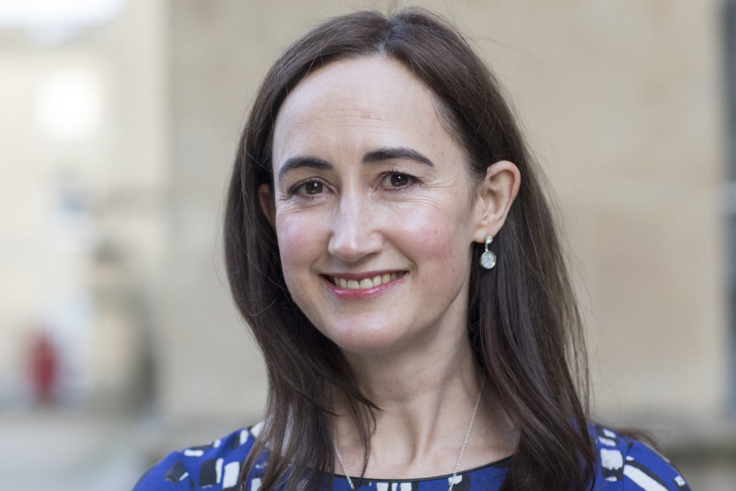 Sophie Kinsella, author of the best-selling 'Shopaholic' novels, dies at 55