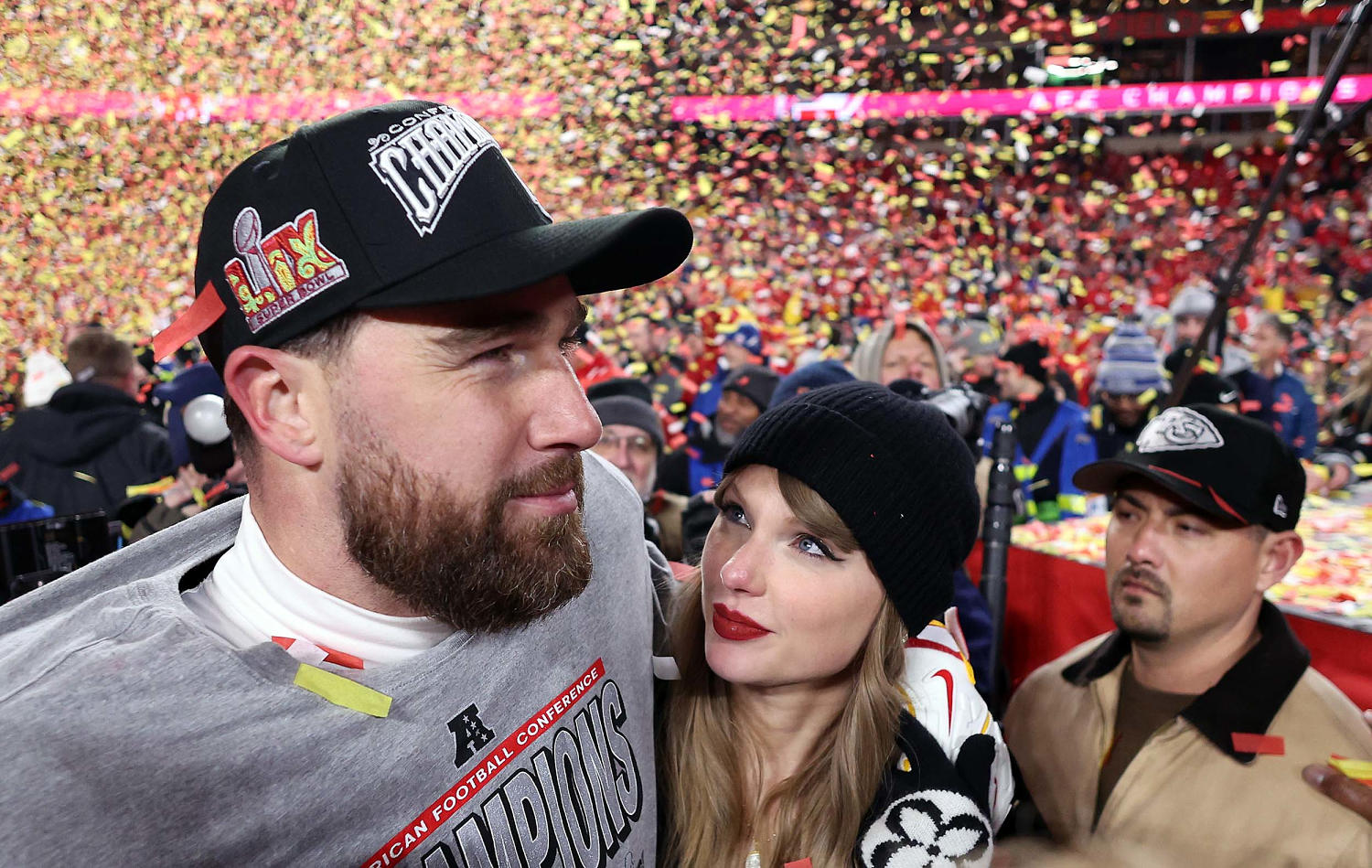 Taylor Swift’s Mom Says Travis Kelce Won Her Over With This 1 Green Flag — Before They Even Met