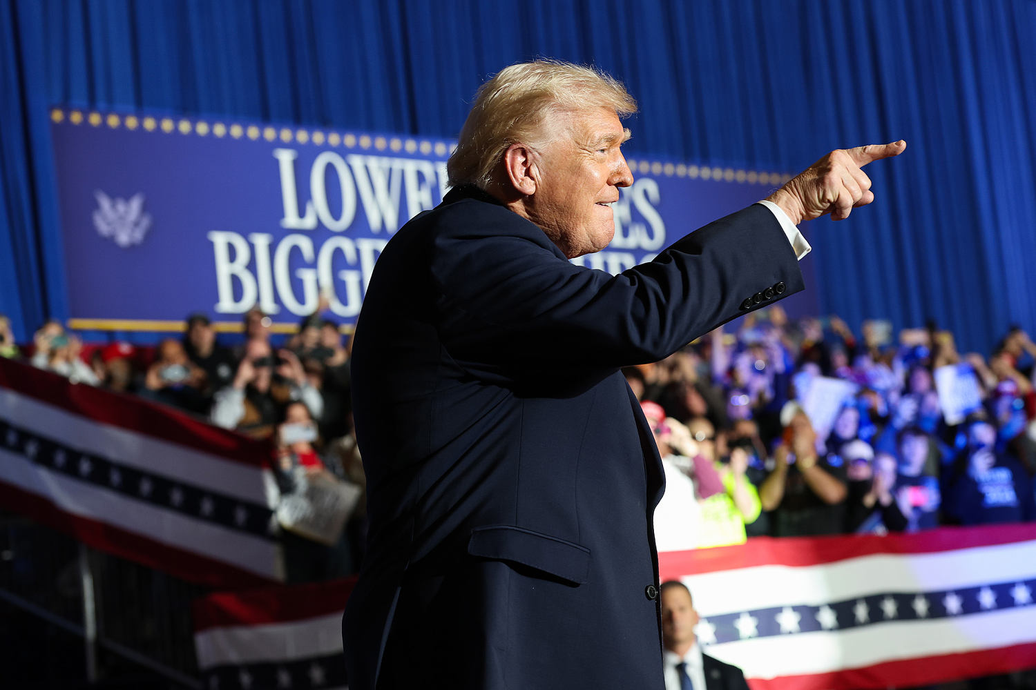 'We've got to win': Trump calls on MAGA to turn out for midterm elections