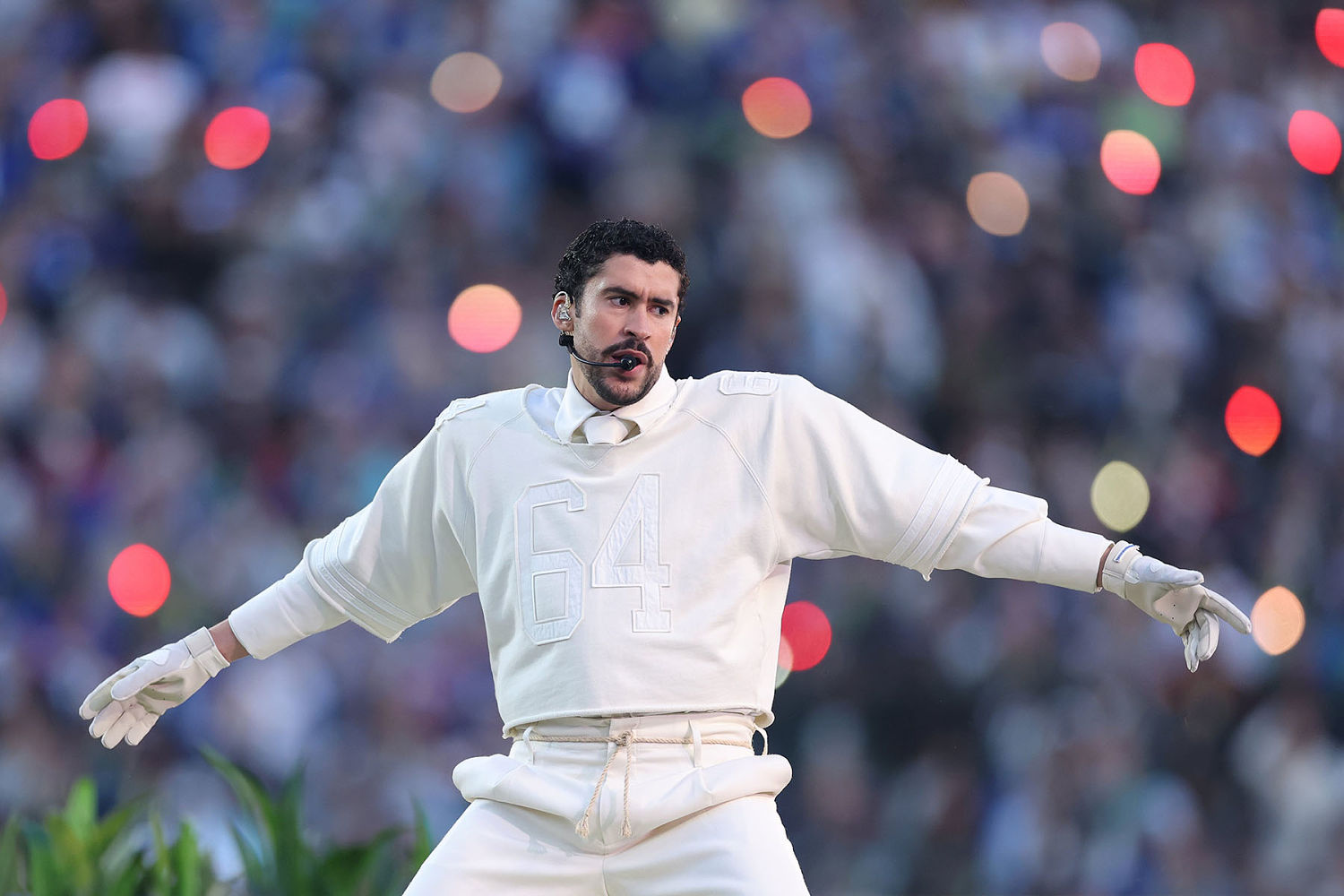 Benito Bowl: Bad Bunny delivers message of unity, pays homage to Puerto Rico