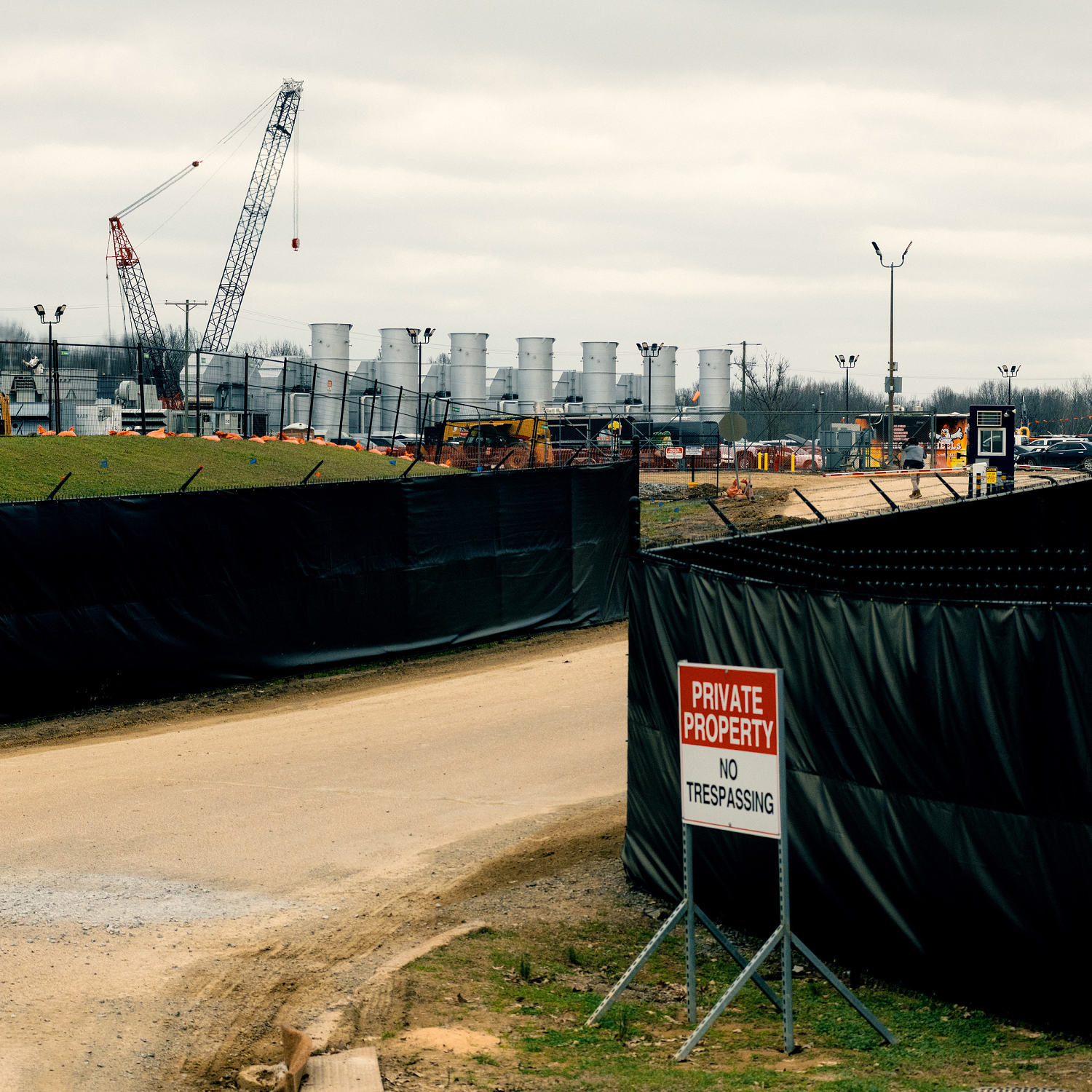 Elon Musk’s makeshift AI power plant generates sound and fury in Mississippi