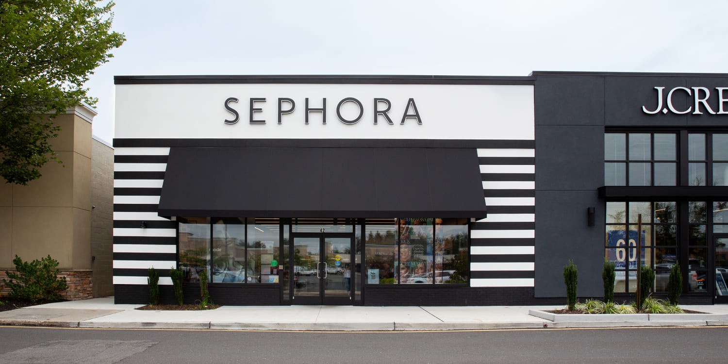 How to Actually Score Sephora 50 Percent Off Deals Without the Headache