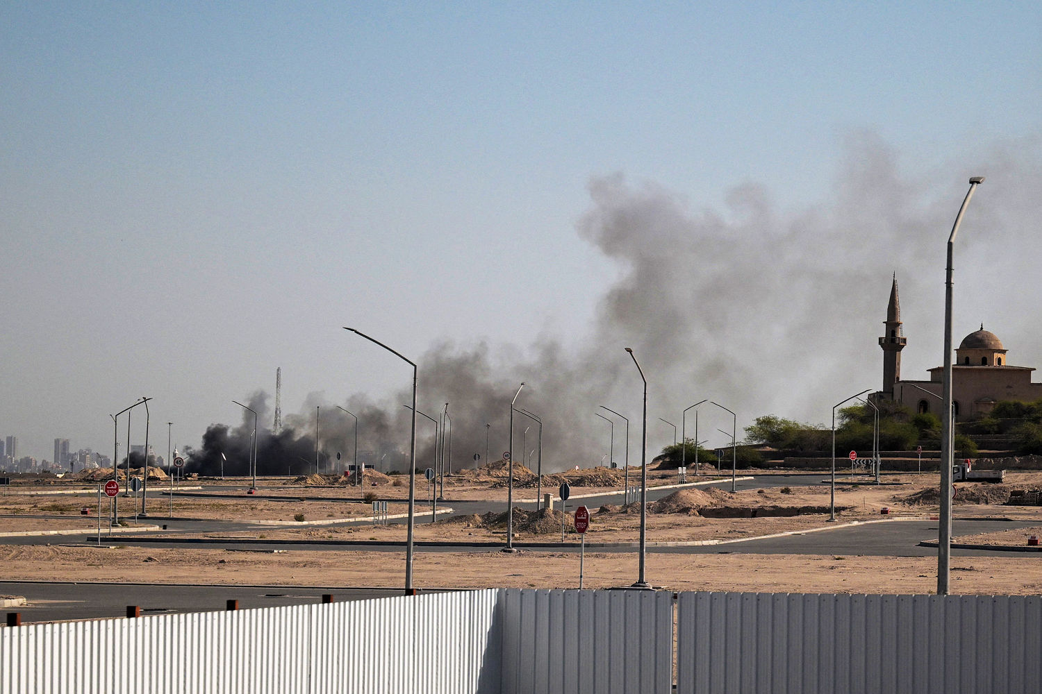 State Department urges Americans across Mideast to depart as strikes continue