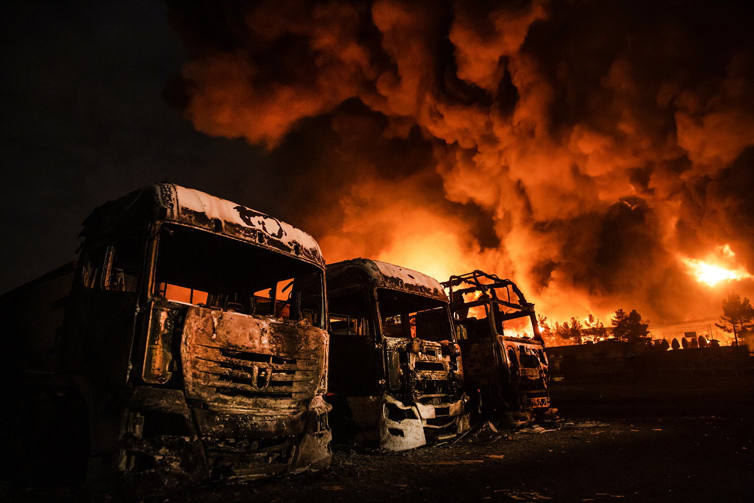 Toxic rain mixed with oil rains down on Tehran as expanding war threatens new global shock