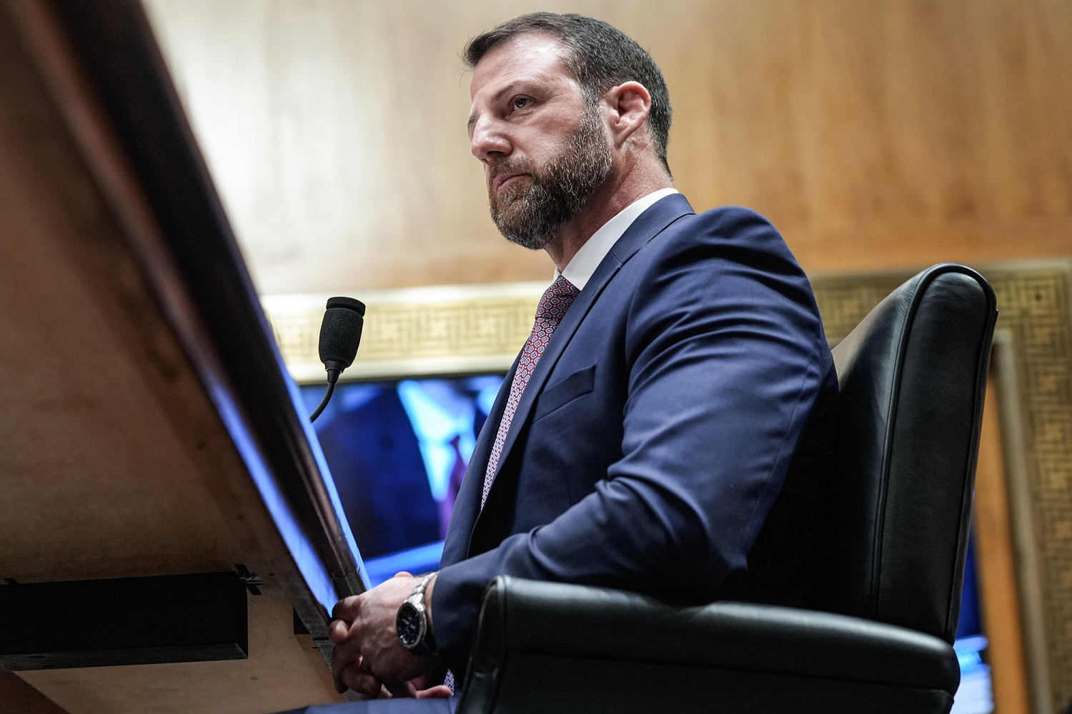 Senate confirms Markwayne Mullin to be DHS secretary, replacing Kristi Noem