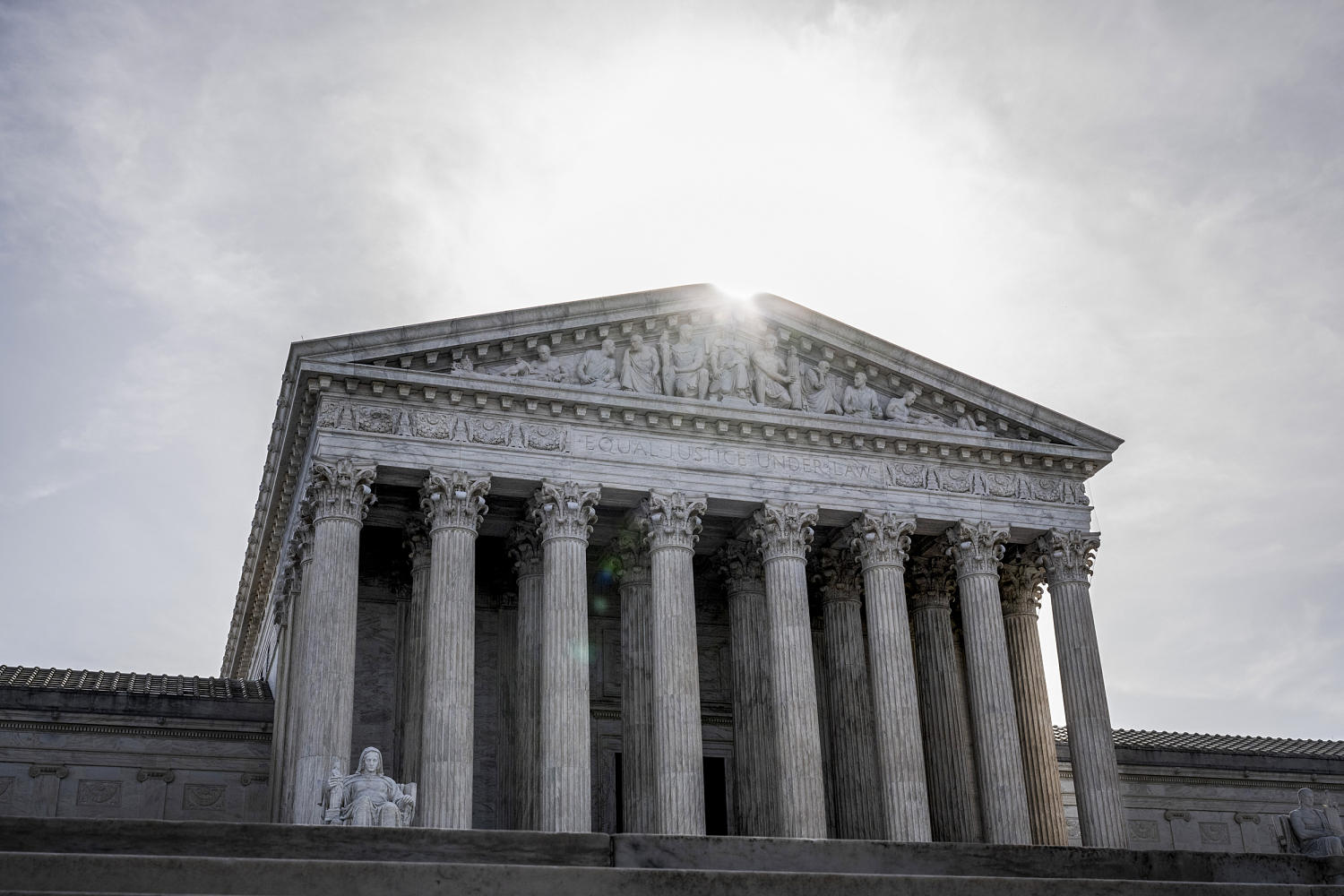 Supreme Court sides with Mississippi death row inmate who alleged racial bias in jury selection