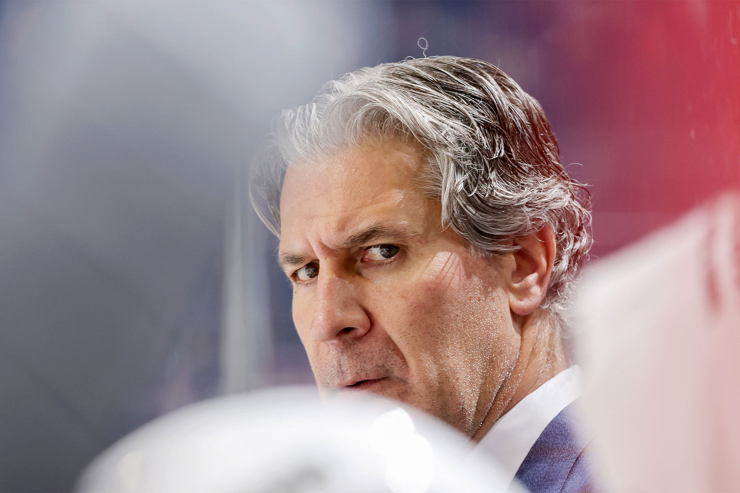 Colorado Avalanche coach suffers facial fractures after being hit with a puck