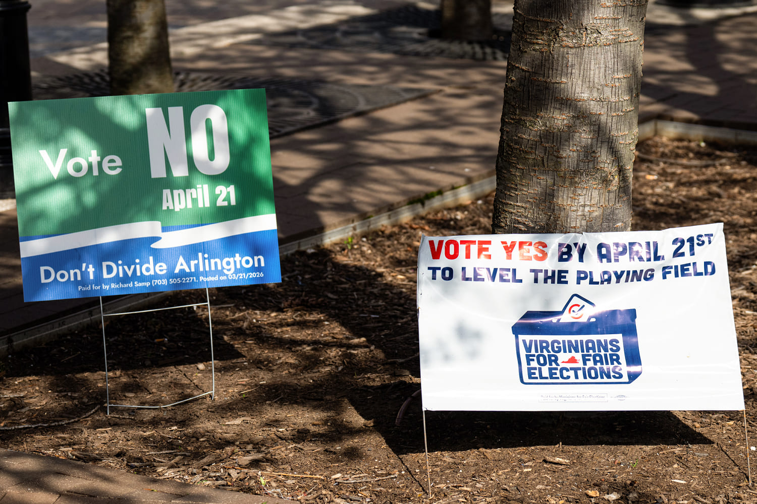 Virginia voters to decide whether to allow a new Democratic-drawn map for the midterms