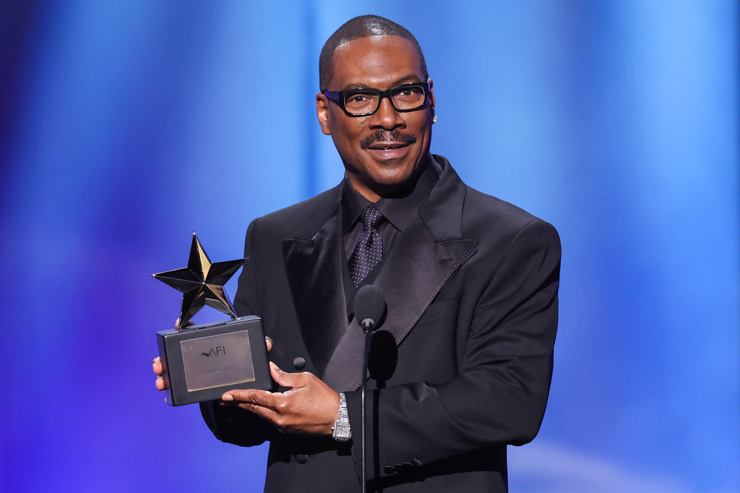 Eddie Murphy receives life achievement award by AFI