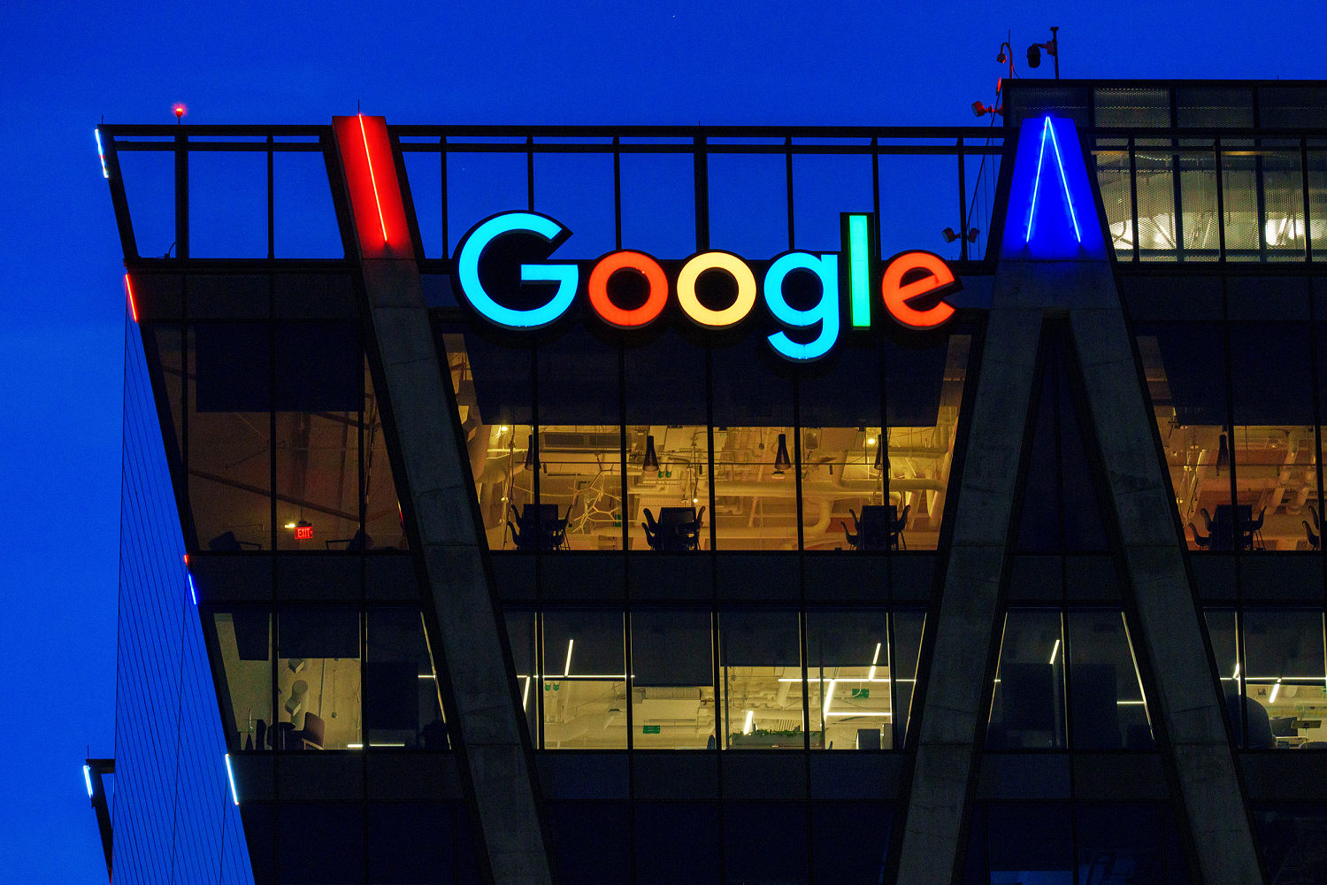 Pentagon inks deal with Google for AI services