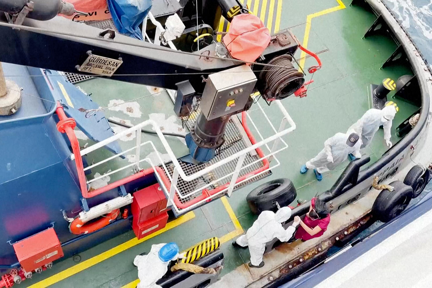 Human-to-human hantavirus transmission suspected on board stranded cruise ship, WHO says