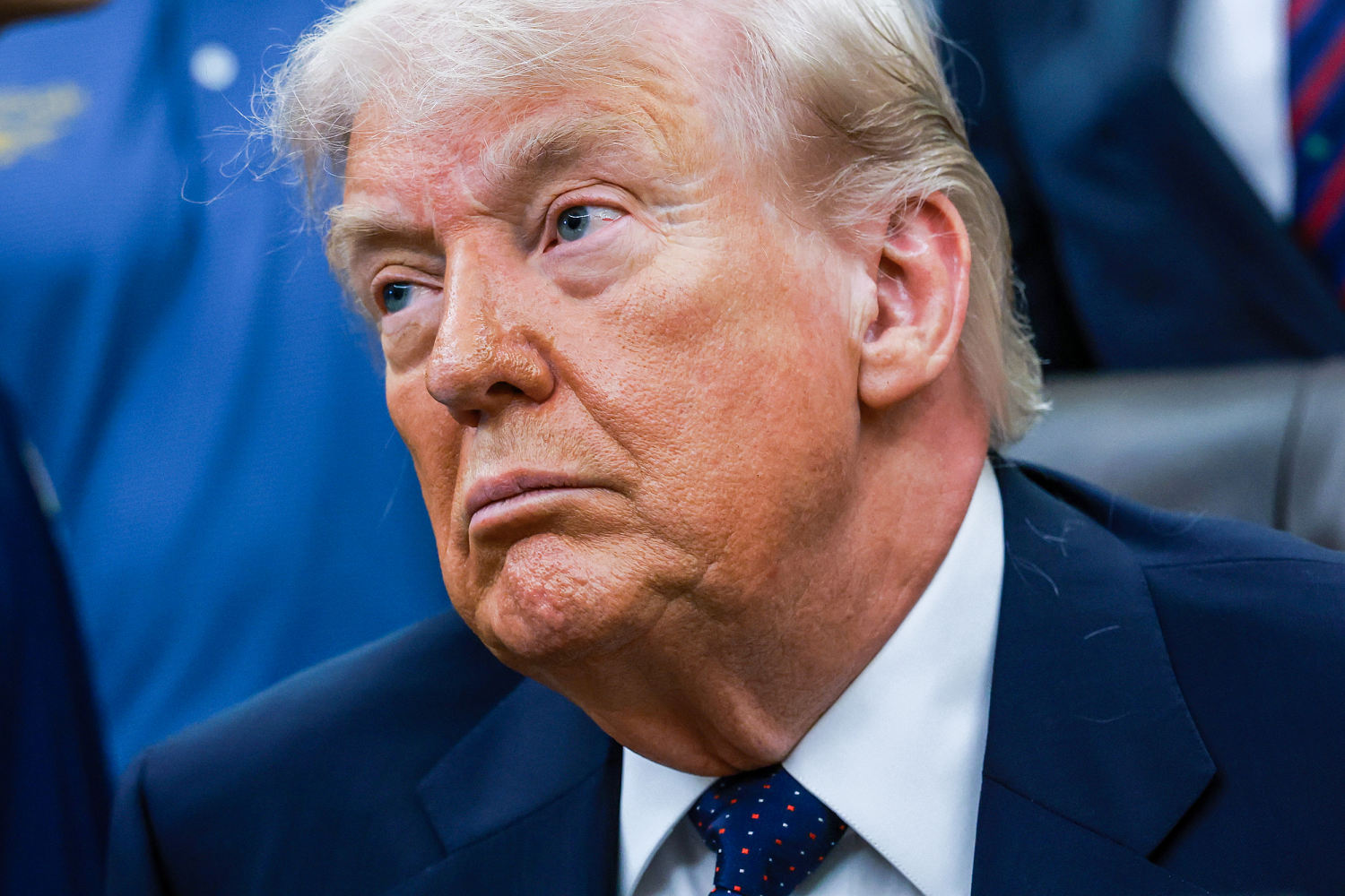 FAA employee in New Hampshire charged with threatening to kill Trump