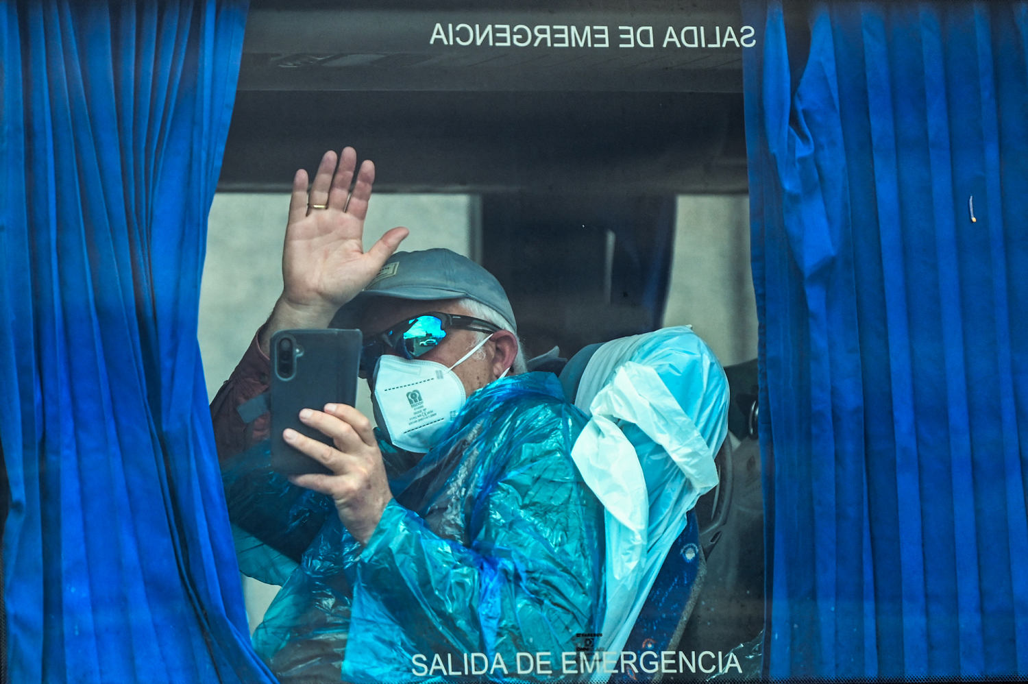 Evacuation of passengers from hantavirus-hit cruise ship begins in Tenerife​Evacuation of passengers from hantavirus-hit cruise ship begins in Tenerife 