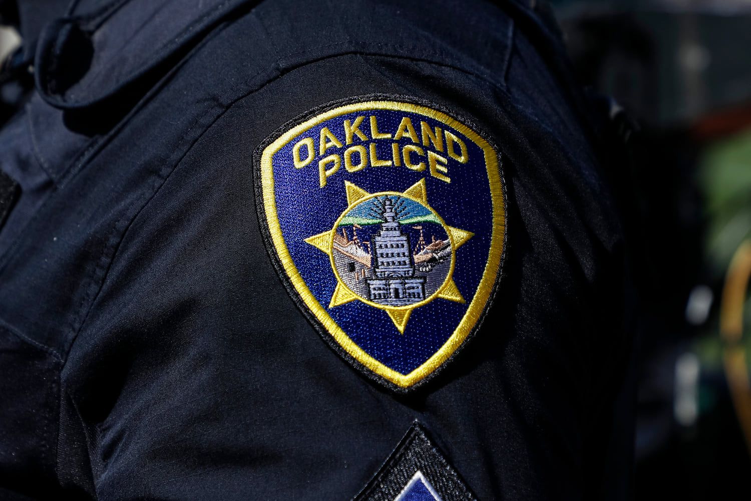 3 people killed, several others injured after driver crashes into crowd in Oakland, California