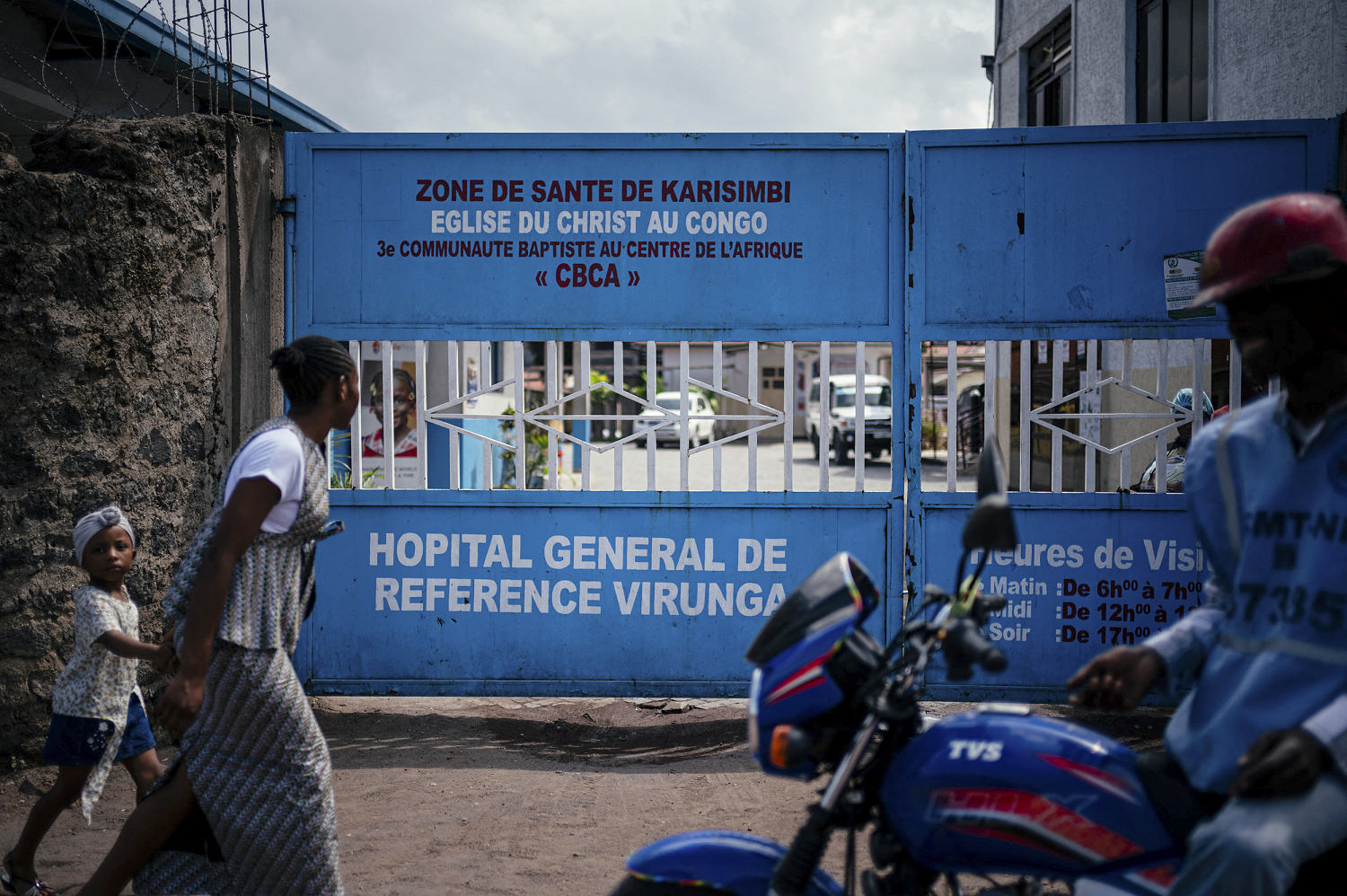 New Ebola outbreak fuels mounting global alarm as U.S. works to relocate affected Americans