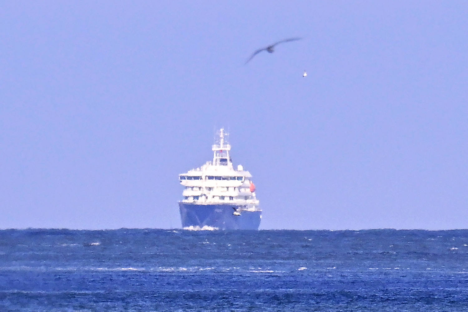 Hantavirus-hit cruise ship arrives in Netherlands, ending long and deadly voyage