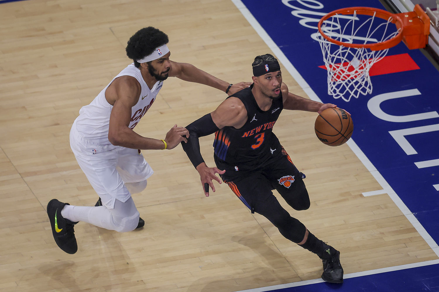 From The Sports Desk: Knicks beat down Cavs, pull within two wins of NBA finals