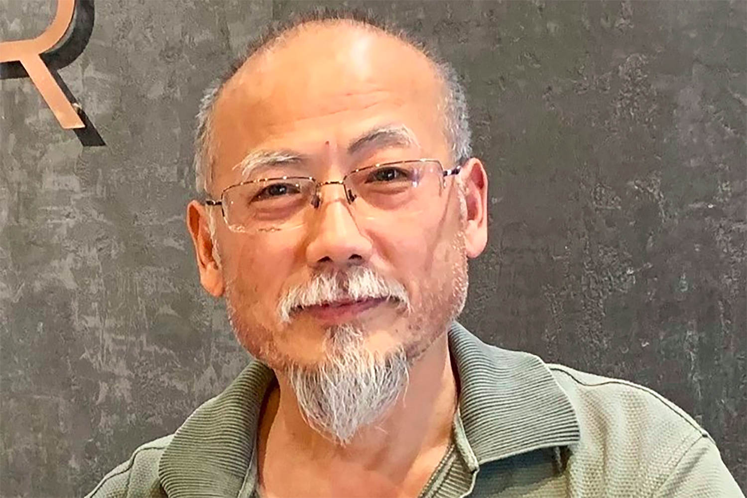 Chinese dissident is detained in South Korea after fleeing by inflatable boat