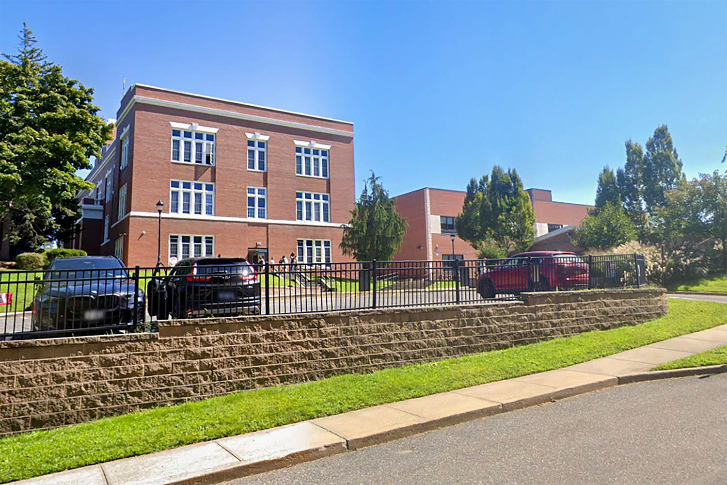 Sixth-grader dies during annual school rafting trip to the Poconos