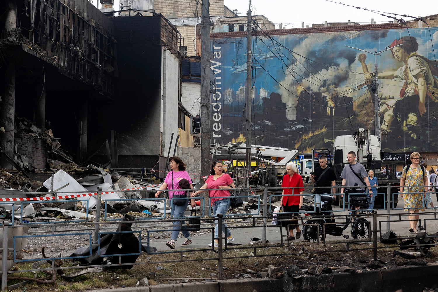 U.S. dismisses claim its diplomats have fled Kyiv as Zelenskyy pens Trump letter