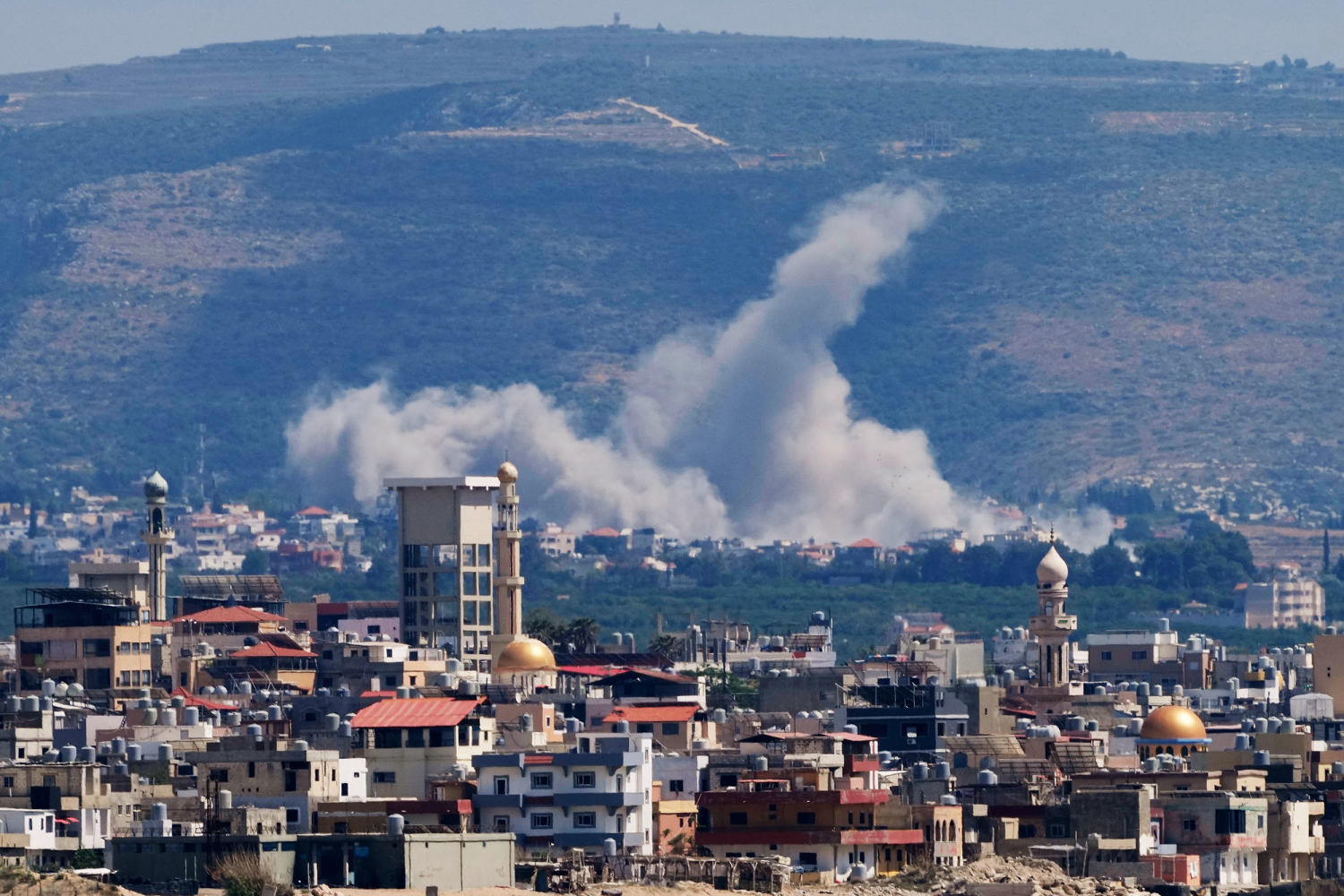 Israel and Hezbollah trade new attacks despite Trump promise of de-escalation