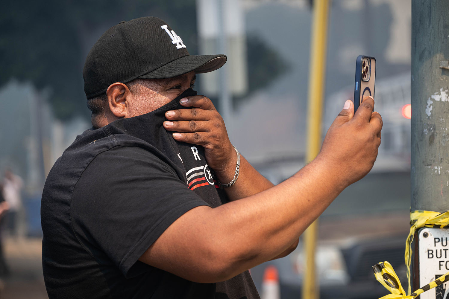 Smoke blankets parts of LA after Boyle Heights warehouse fire
